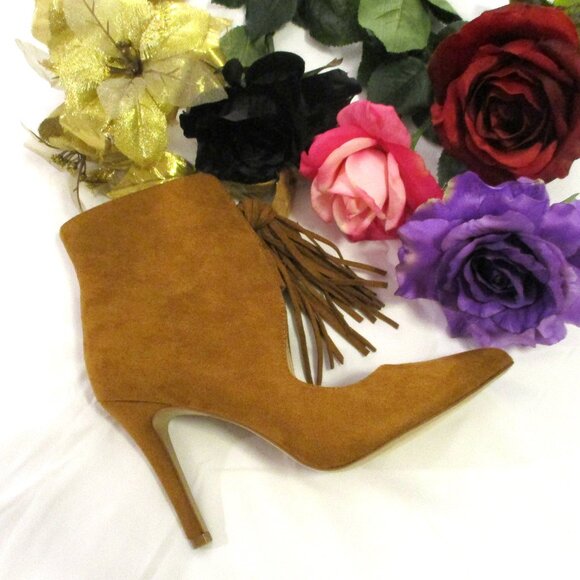 JOURNEE COLLECTION HIGH ANKLE BOOTIES – NWT 7.5 - Picture 1 of 16
